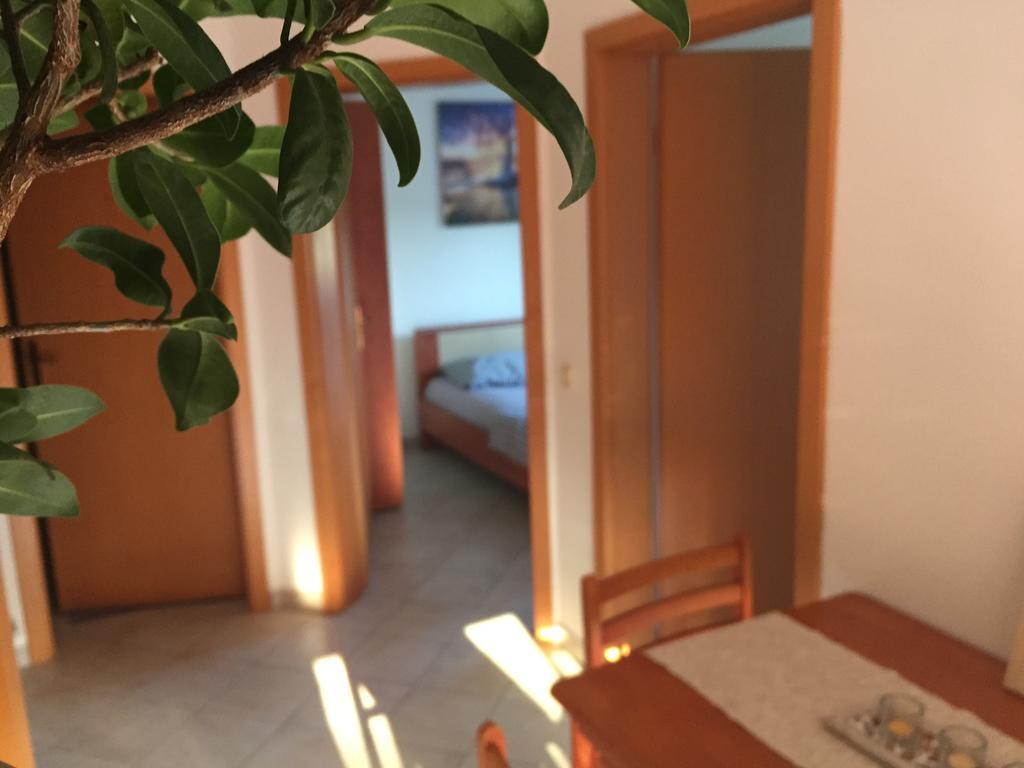 Sunny Rock Volme Apartments Banjole Exterior photo
